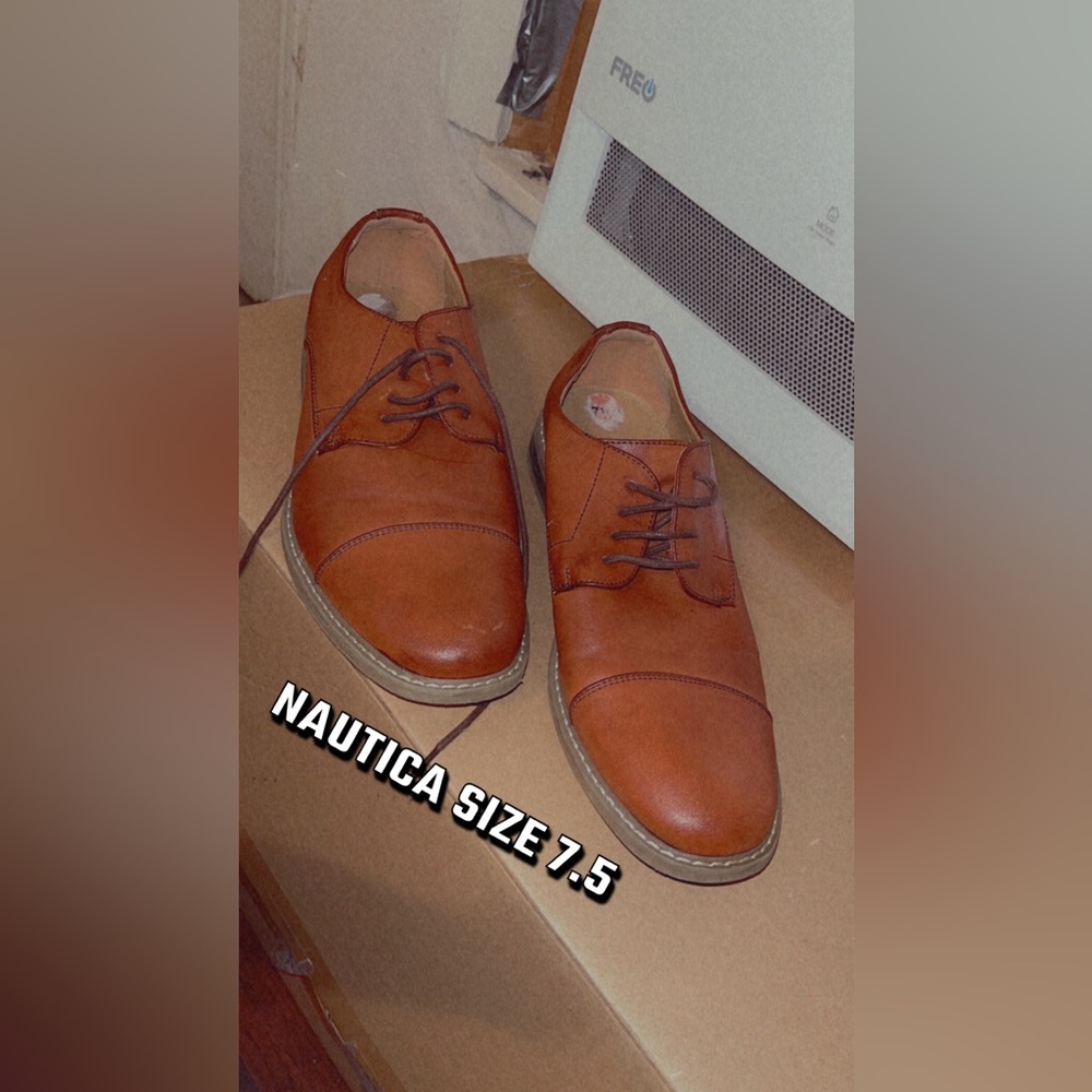 Men’s dress shoes